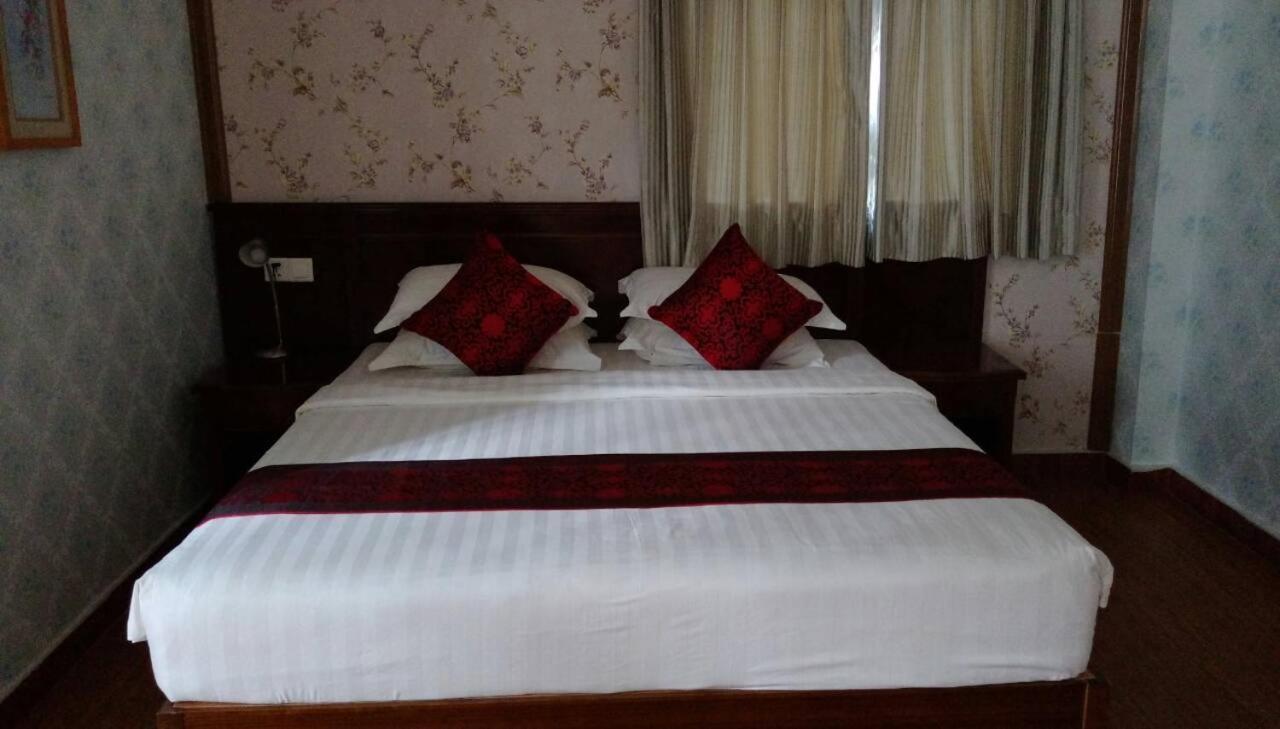 Myanmar Sport Hotel Γιανγκόν Εξωτερικό φωτογραφία