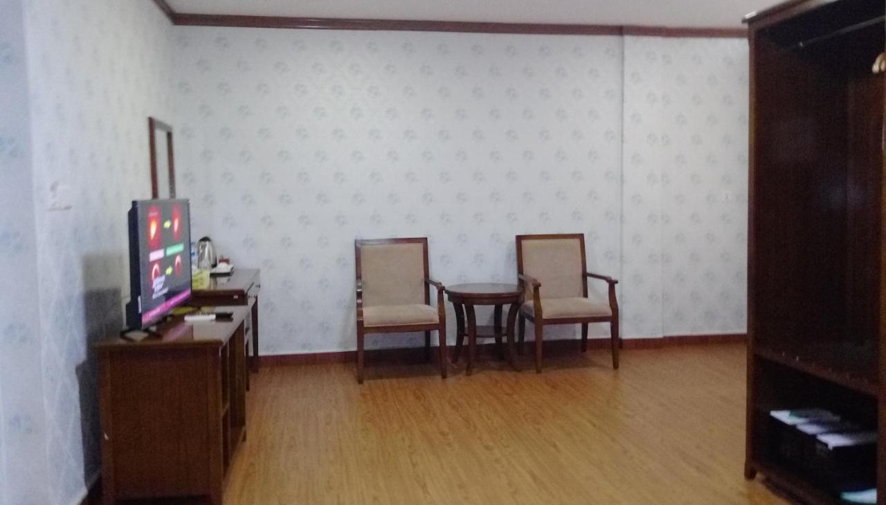 Myanmar Sport Hotel Γιανγκόν Εξωτερικό φωτογραφία